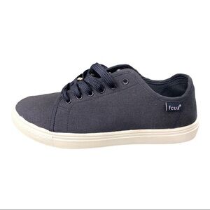 New FCUK Men’s Marine Plimsoles 8